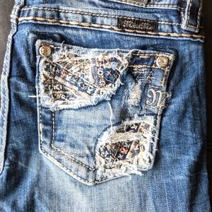 Miss Me Jeans 27x37